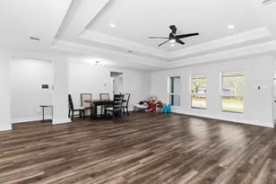 240 Wesley Dr, DeSoto, TX 75115 - Photo 9