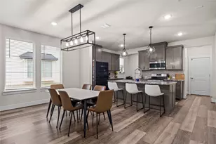 827 Crystal Oak Ln, Arlington, TX 76005 - Photo 11