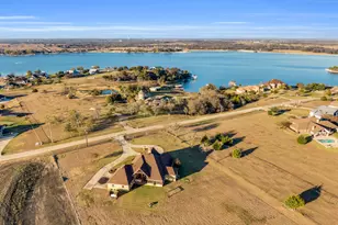 217 Hunter Pass, Waxahachie, TX 75165 - Photo 9