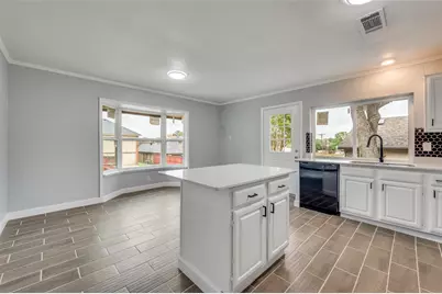 1021 Bellflower Drive, Carrollton, TX 75007 - Photo 9