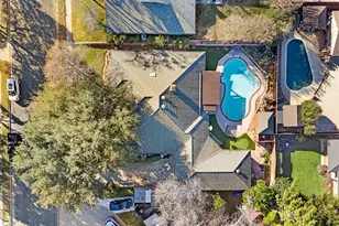 413 Blue Jay Ct, Bedford, TX 76021 - Photo 39