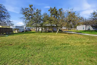 218 Atwood Road, Granbury, TX 76049 - Photo 3