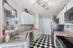 18028 Whispering Gables Ln, Dallas, TX 75287 - Photo 15