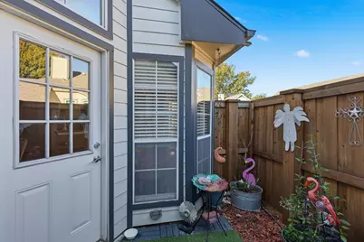 18028 Whispering Gables Lane, Dallas, TX 75287 - Photo 35