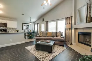 1917 Cliffrose Dr, Little Elm, TX 75068 - Photo 7