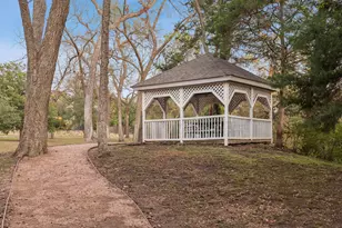 2 Bretton Creek Ct, Dallas, TX 75220 - Photo 39