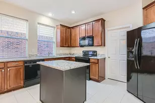 5301 Lily Dr, Fort Worth, TX 76244 - Photo 9