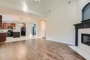 5301 Lily Dr, Fort Worth, TX 76244 - Photo 7