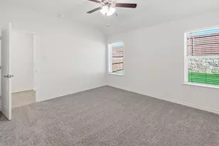 10412 Crusoe St, Aubrey, TX 76227 - Photo 15