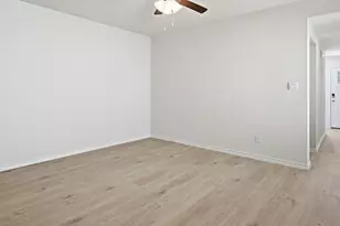 10412 Crusoe St, Aubrey, TX 76227 - Photo 33