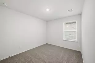 4306 Carnation Dr, Sherman, TX 75090 - Photo 13