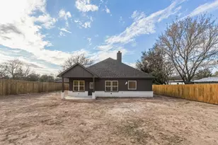 529 Berke St, Newark, TX 76071 - Photo 17