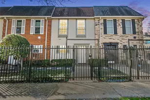 2727 Shelby Ave, Dallas, TX 75219 - Photo 1