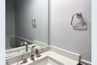 3635 Garden Brook Drive #5200, Farmers Branch, TX 75234 - Photo 11