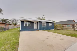 308 Avenue E, Ennis, TX 75119 - Photo 3