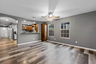 506 Orchard St, Bowie, TX 76230 - Photo 5