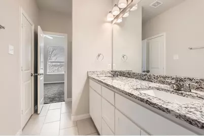 301 E Lamar Street #19, McKinney, TX 75069 - Photo 21