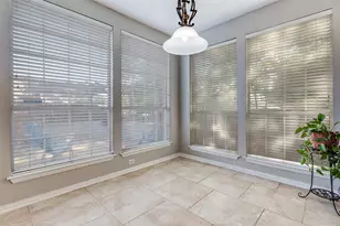 2405 N Hunter Pl Ln, Arlington, TX 76006 - Photo 7