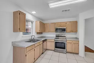 1725 Gainsborough Way, Fort Worth, TX 76134 - Photo 7