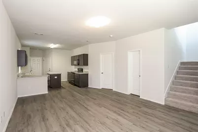 5525 Shore Point Trail, Fort Worth, TX 76119 - Photo 3