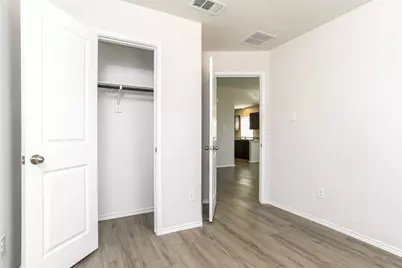 5508 Shore Point Trail, Fort Worth, TX 76119 - Photo 13