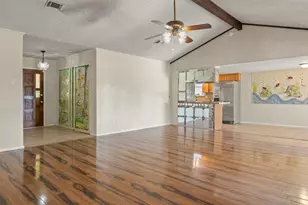 3718 W Rochelle Rd, Irving, TX 75062 - Photo 9