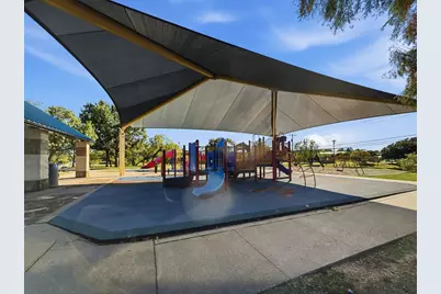 3718 W Rochelle Road, Irving, TX 75062 - Photo 27