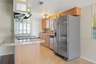 3718 W Rochelle Rd, Irving, TX 75062 - Photo 9