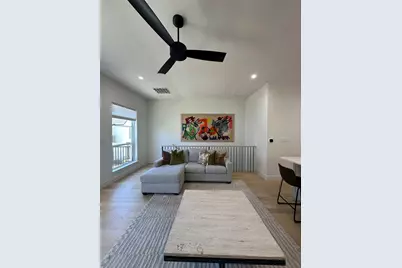 128 Garden Court W, Arlington, TX 76013 - Photo 5