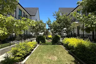 128 Gdn Ct W, Arlington, TX 76013 - Photo 19