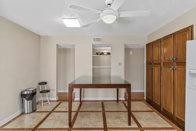 801 Meadowlark Drive, Lewisville, TX 75067 - Photo 13