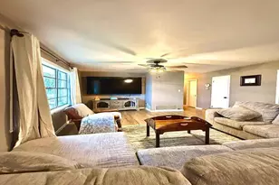 200 Arden St, Bowie, TX 76230 - Photo 5