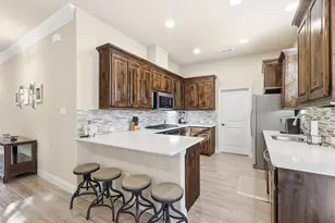 1300 Shards Ct, Corinth, TX 76210 - Photo 11