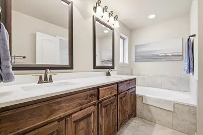 1300 Shards Court, Corinth, TX 76210 - Photo 17