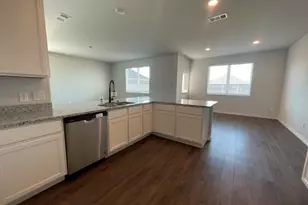 1600 Acts Ln, Ennis, TX 75119 - Photo 5