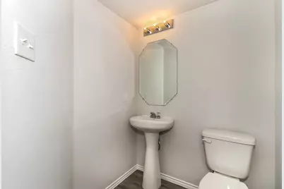 5556 Willamette Drive, Fort Worth, TX 76119 - Photo 9