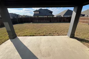 1965 Silverleaf Dr, Glenn Heights, TX 75154 - Photo 33