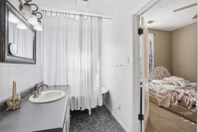 114 S Field Street, Cleburne, TX 76033 - Photo 13