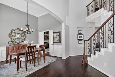 8615 Oak Valley Court, Irving, TX 75063 - Photo 5