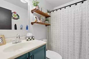 713 Crestview Dr, Burleson, TX 76028 - Photo 19