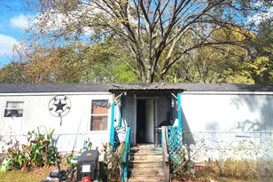 112 E Oak St, Yantis, TX 75497 - Photo 11