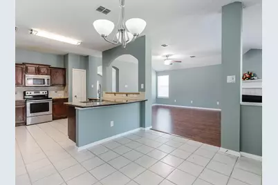 1524 Ballesteros Court, Arlington, TX 76014 - Photo 5