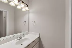 1217 Wynne Dr, Garland, TX 75044 - Photo 9