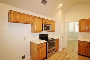 517 Tate Dr, DeSoto, TX 75115 - Photo 7