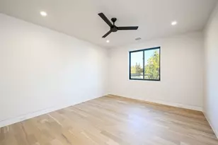 10142 Coppedge Ln, Dallas, TX 75229 - Photo 31