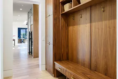 10142 Coppedge Lane, Dallas, TX 75229 - Photo 19