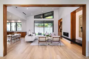 10142 Coppedge Ln, Dallas, TX 75229 - Photo 3