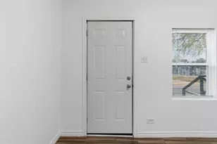 613 W Murray St, Denison, TX 75020 - Photo 7