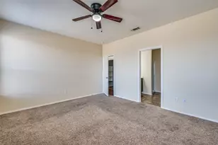 209 Rock Meadow Dr, Crowley, TX 76036 - Photo 9