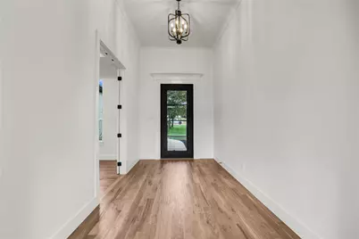 1035 Estancia Boulevard, Weatherford, TX 76088 - Photo 11